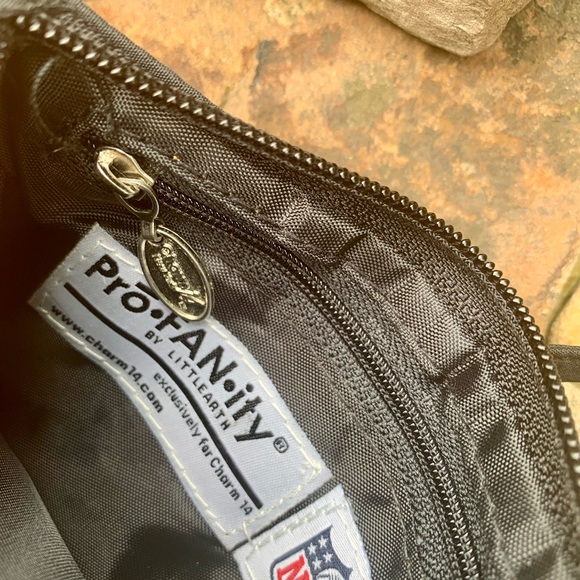 PITTSBURGH STEELERS PRO•FAN•ITY wristlet 7.5x4.5 est. - Picture 3 of 4